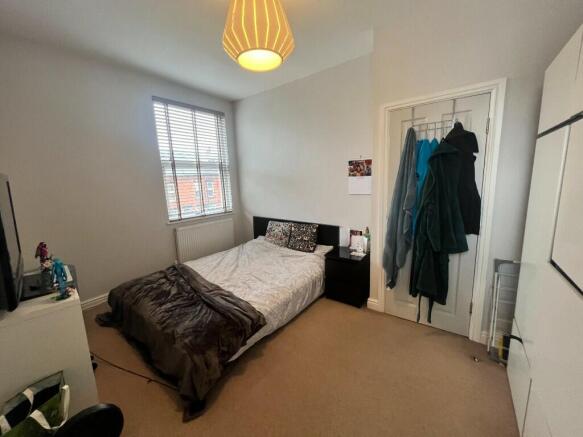 4 bed Terraced to rent Image 10