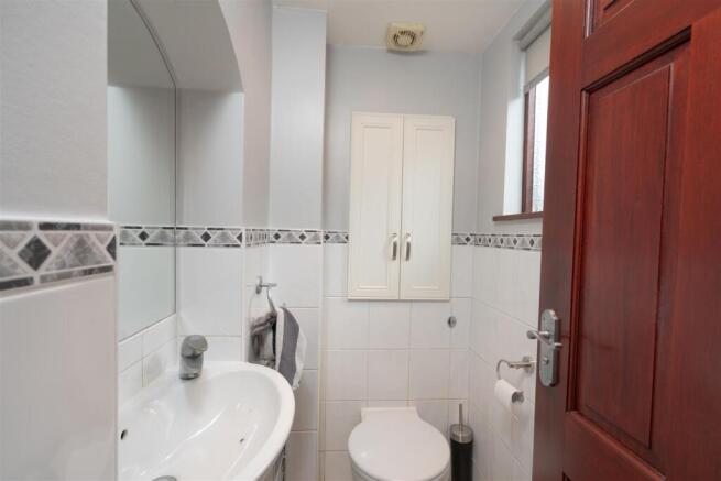 3 bed Detached Bungalow for sale Image 8