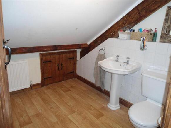 Photo 18