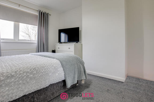 3 bed Semi-Detached for sale Image 11