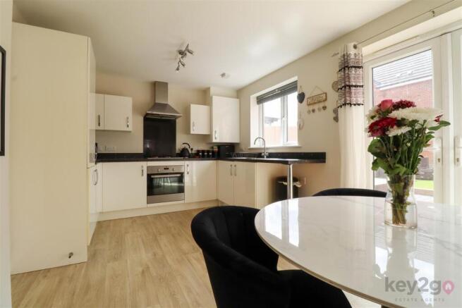 3 bed End of Terrace for sale Image 5