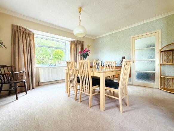 2 bed Detached Bungalow for sale Image 6