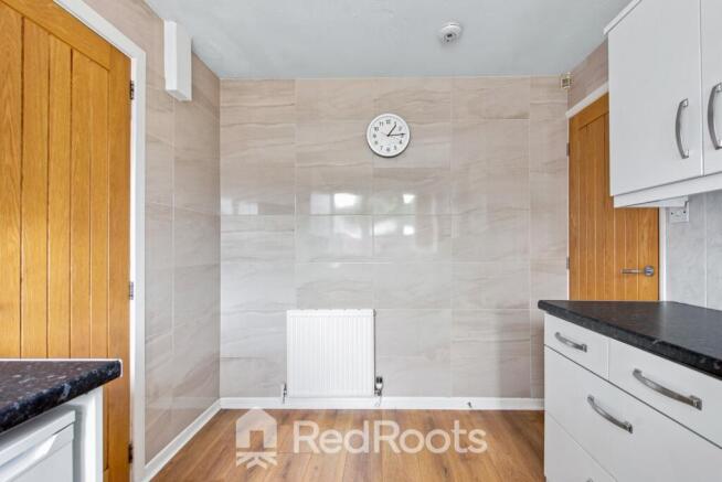 2 bed Bungalow for sale Image 11