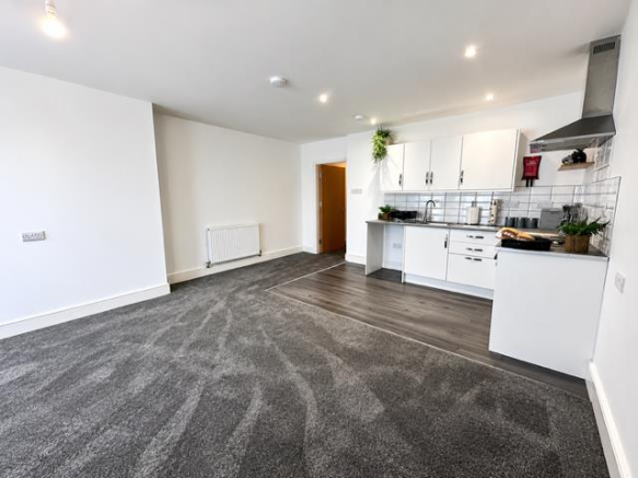 1 bed Flat to rent Image 4