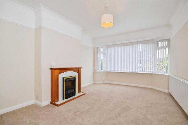2 bed Detached Bungalow for sale Image 3
