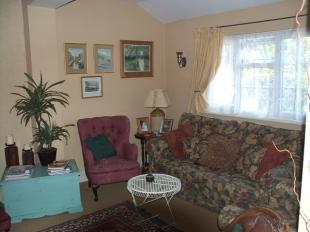 Lounge 2