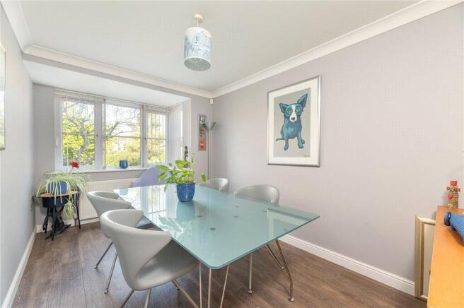 4 bed Detached for sale Image 9