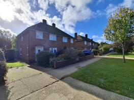 14, Roman Acre, Littlehampton BN17 7HN