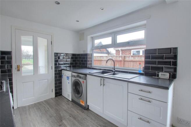 3 bed Semi-Detached for sale Image 8