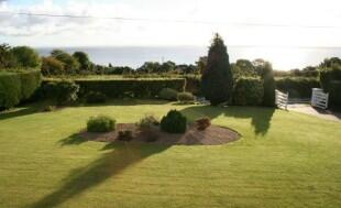 Front Gdn Sea View