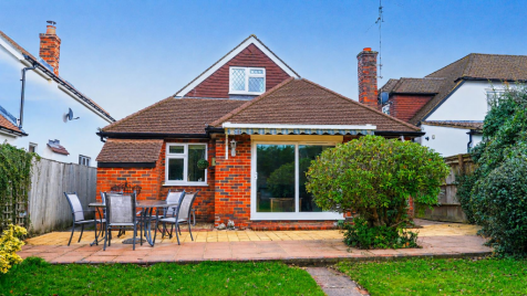 West Farm Close, Ashtead, KT21