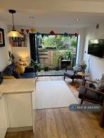 Ground Floor Flat A, 30, Beresford Road, Hornsey, London N8 0AJ