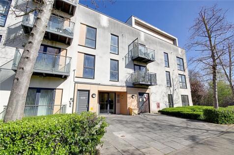 Magnetic Crescent, Enfield, EN3