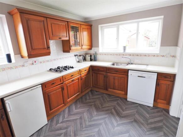 Fitted Kitchen 128