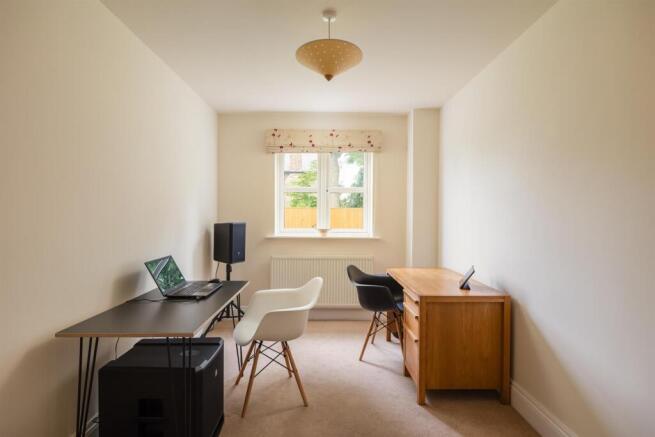 3 bed House for sale Image 9
