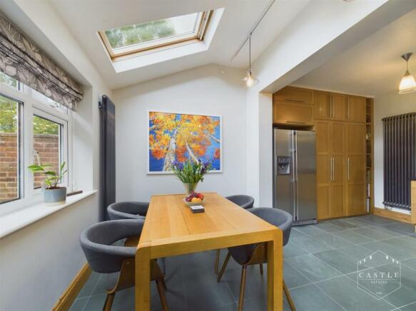 OPEN PLAN DINING KITCHEN