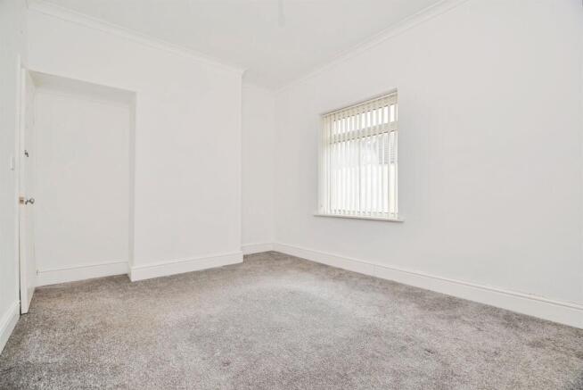 2 bed Terraced for sale Image 12