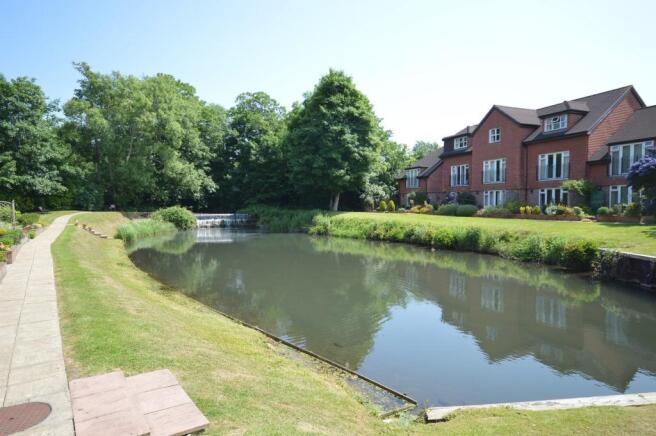 Millpond Apartment t