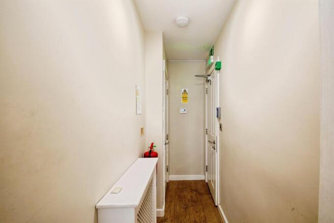 2 bed Town House for sale Image 5