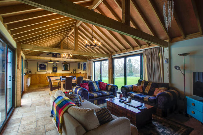 Secondary accomodation