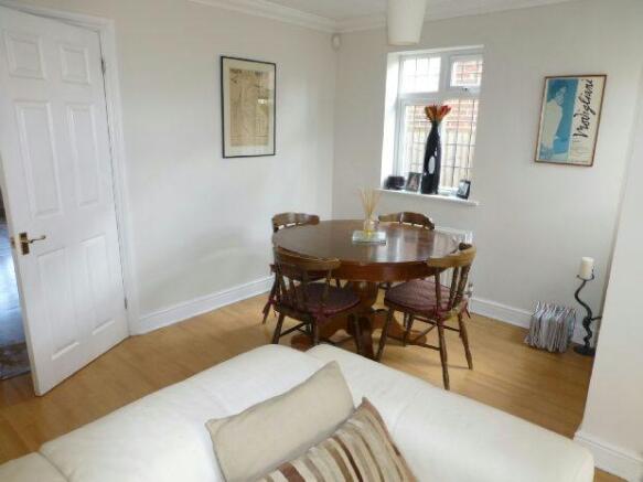 Lounge/Dining Room E