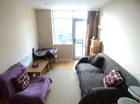 Photo 3