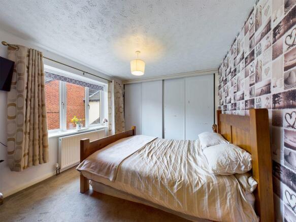 Bedroom 1 (Double)