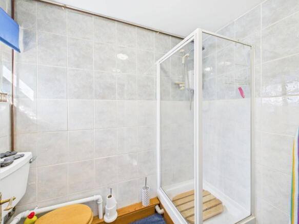 2 bed Apartment for sale Image 10
