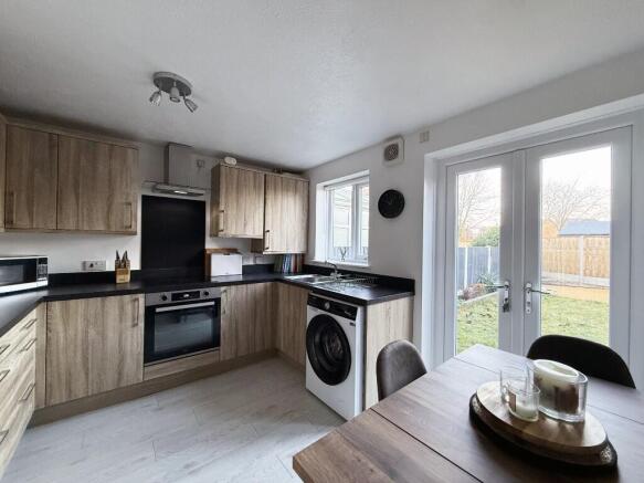 Beverley Close, Normanton, West Yorkshire, WF6 photo 2