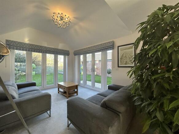 REAR OF LOUNGE A.jpg