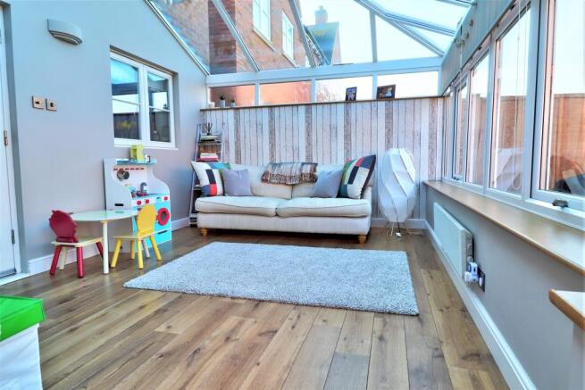Summer room