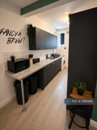 6 bed Terraced to rent Image 11
