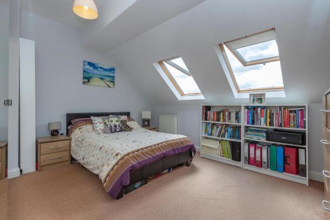 Bedroom 2 (Double)
