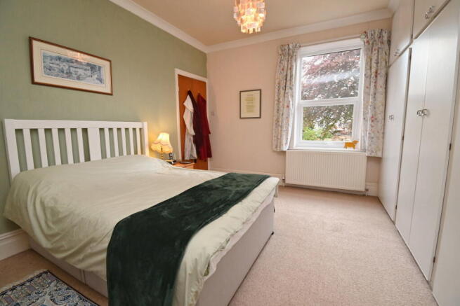 4 bed Terraced for sale Image 10