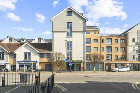 Riverside, Bishop's Stortford, Hertfordshire, CM23