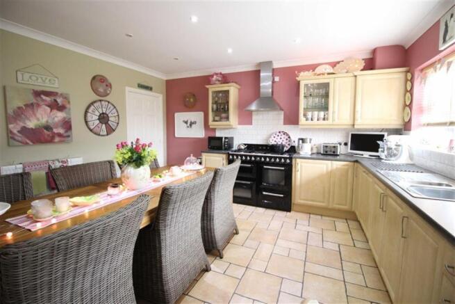 Dining Kitchen