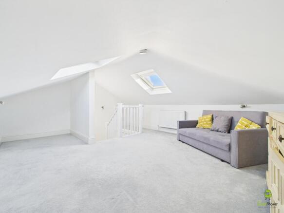 Presented by Nicoleta at EweMove Bexleyheath and D