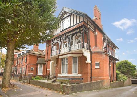 Cromwell Road, Hove, BN3