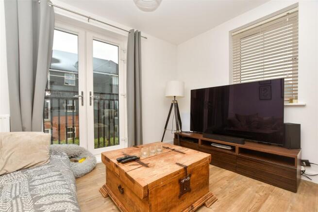 Lounge/Kitchen /Dining Area