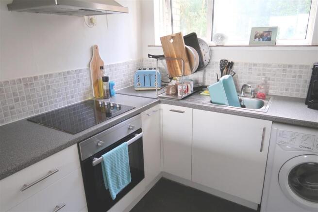 Kitchen1.jpg