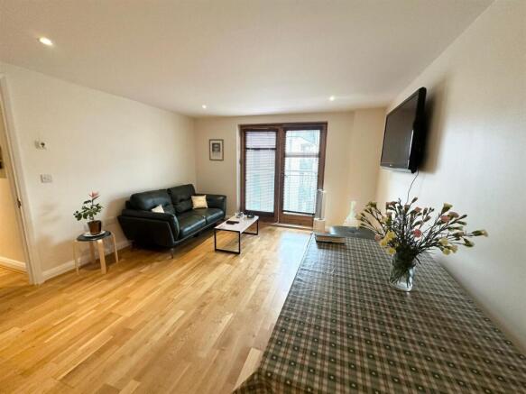 WhatsApp Image 2024-09-25 at 11.52.01 AM (1).jpeg