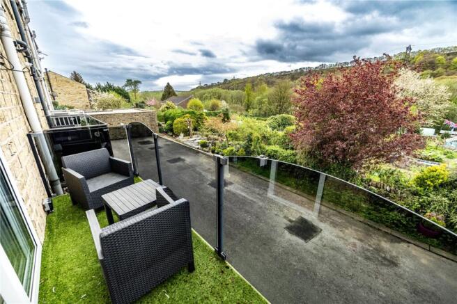 2 bed Terraced for sale Image 10