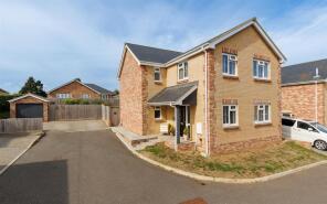 4, Munsley Close, Ventnor PO38 3DN