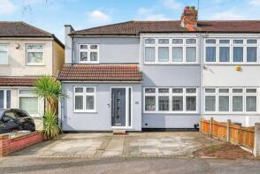 36, Chestnut Glen, Hornchurch RM12 4HL