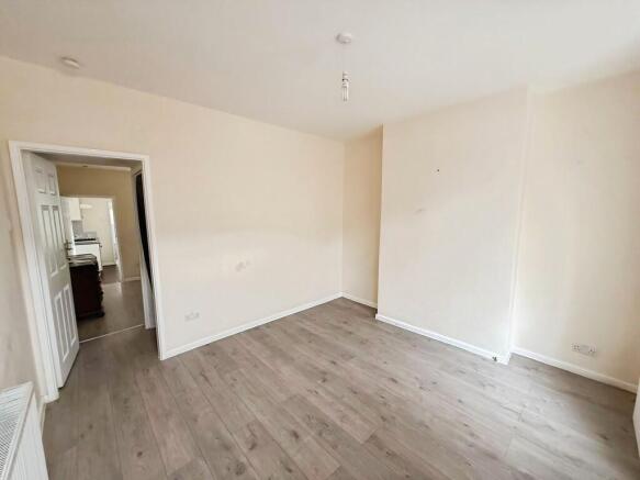 0da082fc-WhatsApp...