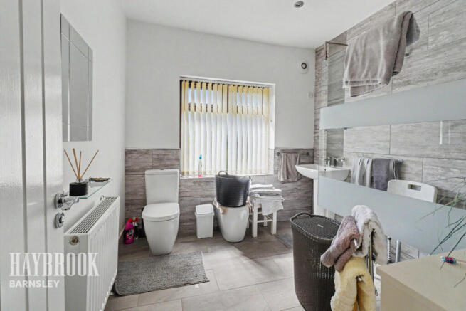 3 bed Detached Bungalow for sale Image 11