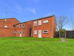 16, Grovelands, West Molesey KT8 2EB