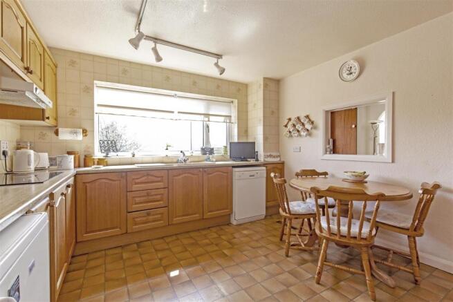 Kitchen-1.jpg