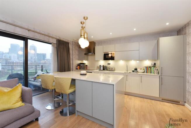 20. 8 Boathouse Apartments (7).JPG