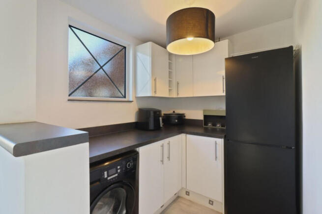 3 bed Semi-Detached for sale Image 10